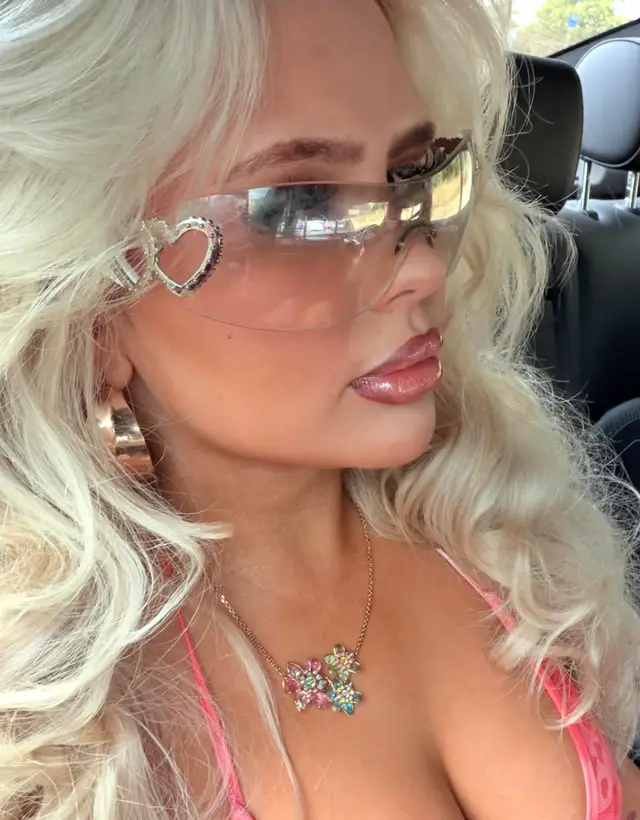University Lecturer Fires Back at ‘Disgusting’ Men Behind ‘Blonde Bimbo’ Abuse