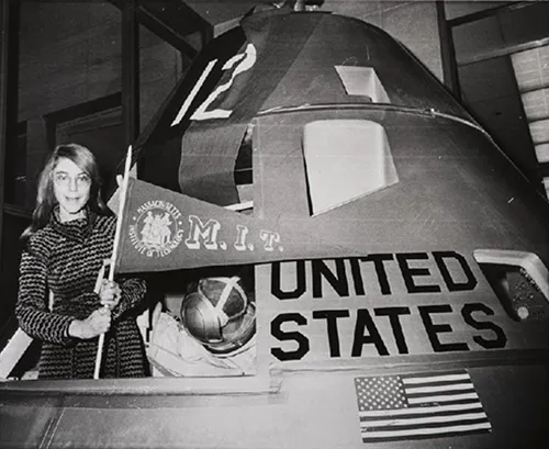 Margaret Hamilton, Legendary Software Pioneer Who Helped Land Apollo Astronauts on the Moon, Dies at 90